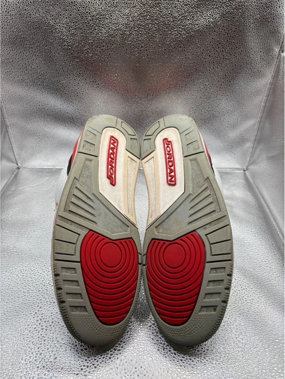 Air Jordan 3 fire red 2013